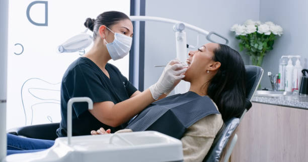 Best Wisdom Tooth Removal  in Santa Anna, TX